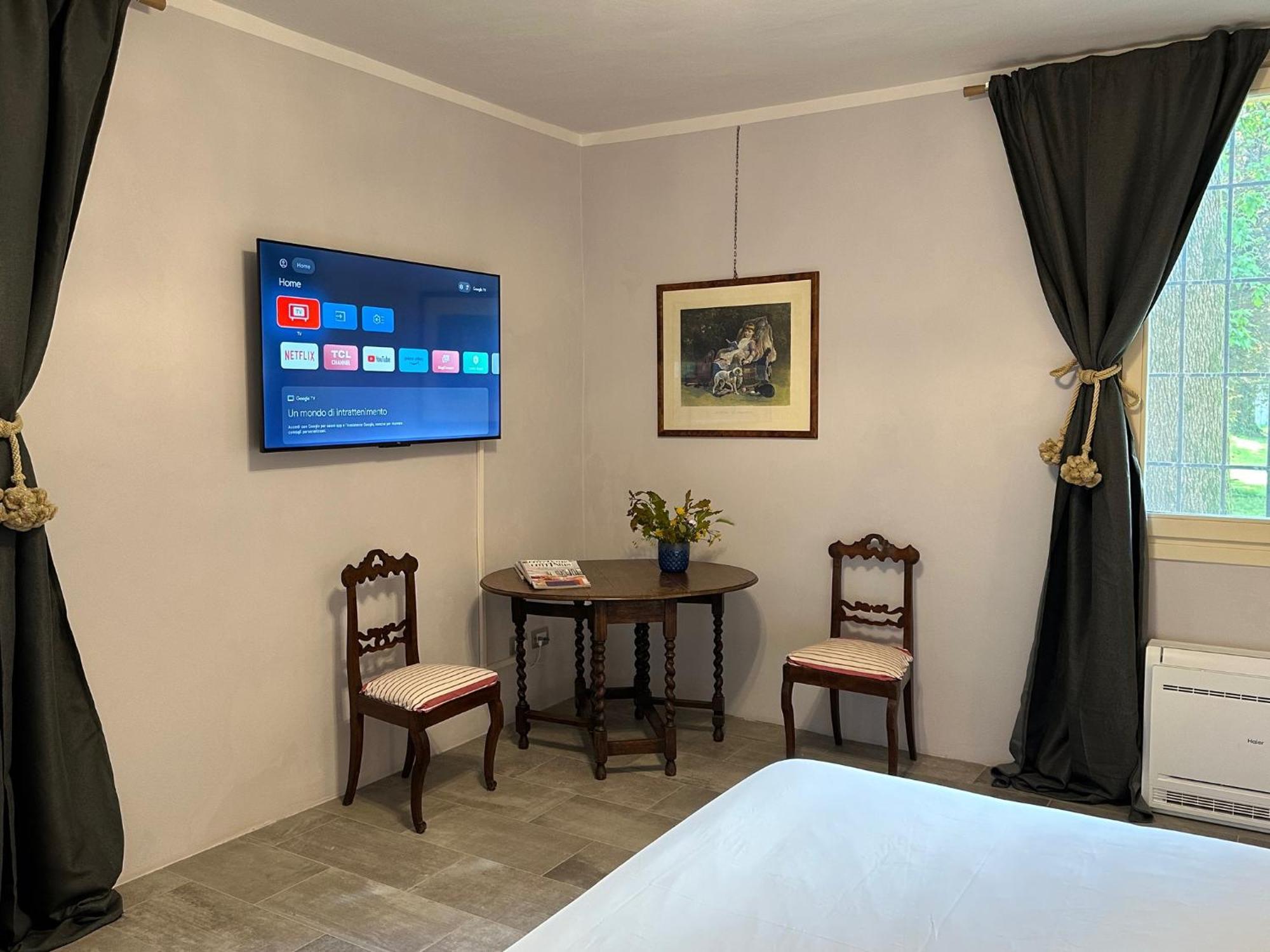 Villa Dom 피아첸차 외부 사진